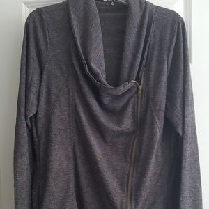 Side zippered sweater